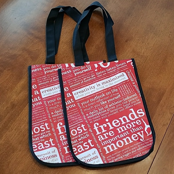 Does Lululemon Charge For Return Shipping Container